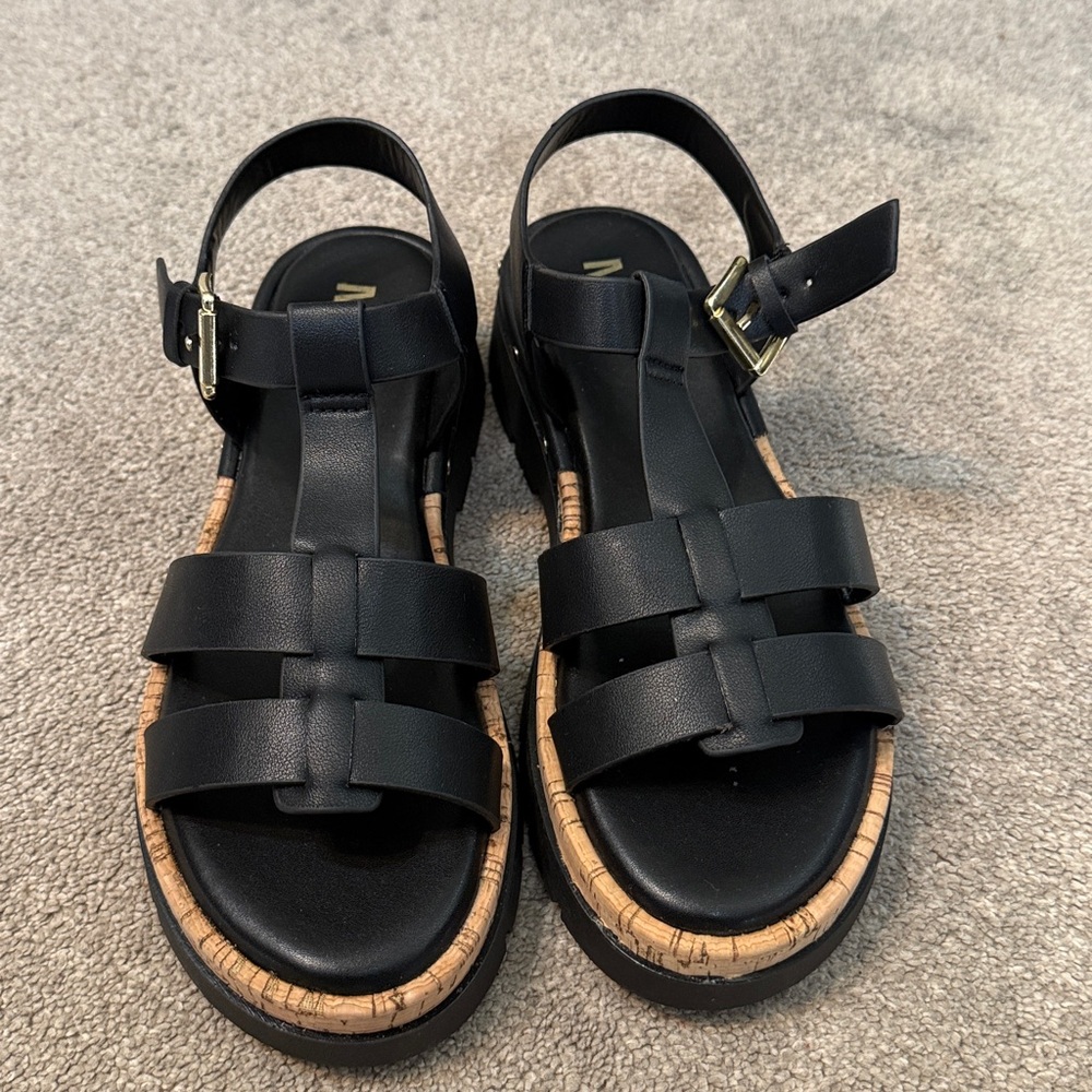 MIA Girl Seela Black Gladiator Strap Sandals Size 8